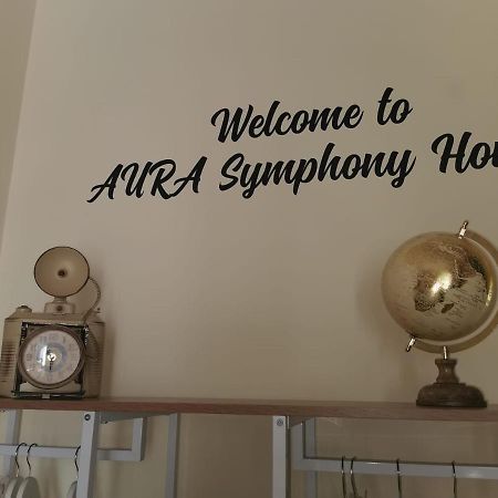 Aura Symphony Home Como Bagian luar foto