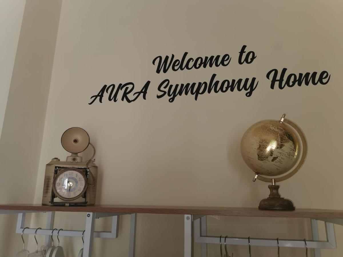 Aura Symphony Home Como Bagian luar foto