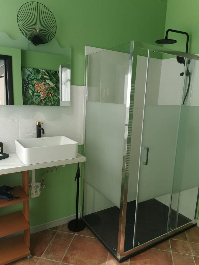 Aura Symphony Home Como Bagian luar foto